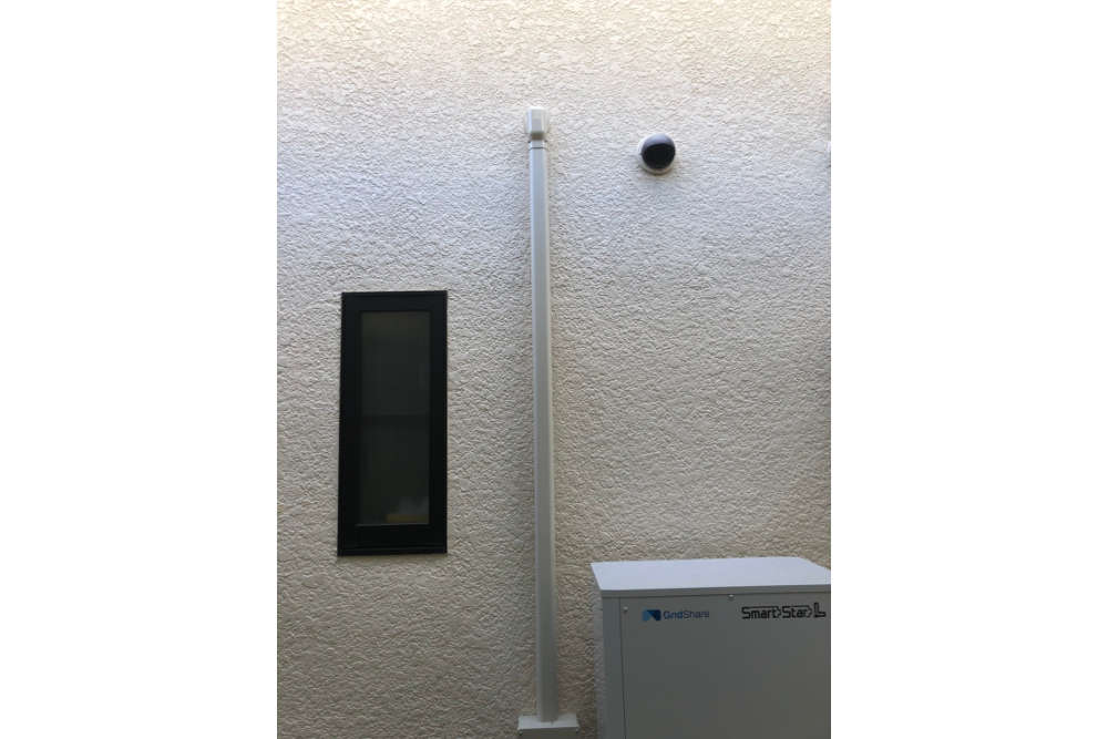 設置後の蓄電池