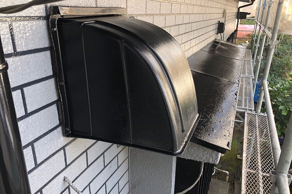 塗装後の換気扇フード