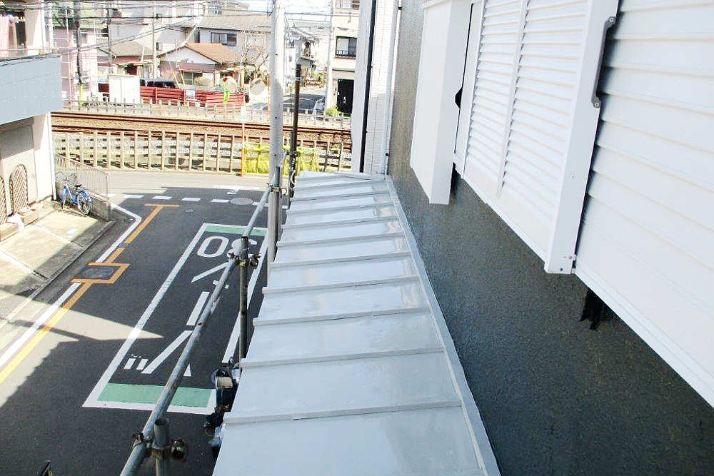 塗装後の下屋根