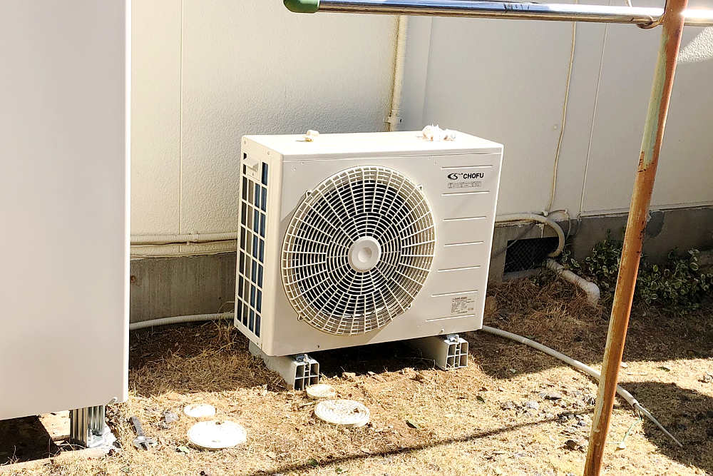 交換後のヒートポンプユニット