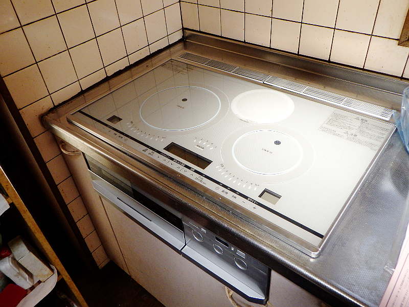 交換後のキッチン側リモコン