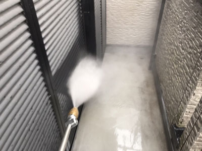 塗装前のベランダ