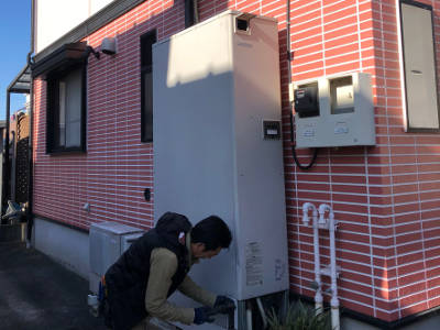 交換前のエコキュート