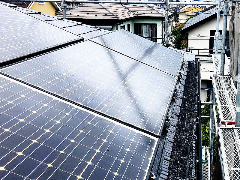 施工後の太陽光用雪止め