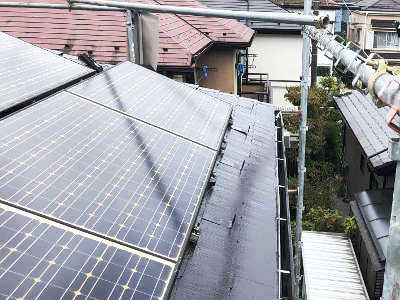 施工前の屋根