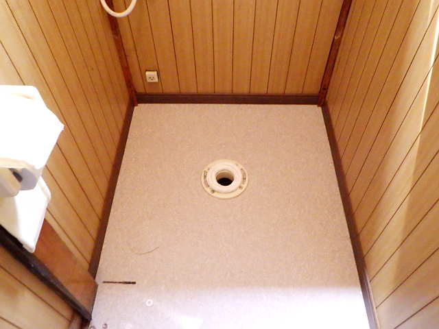 床材を貼り込む