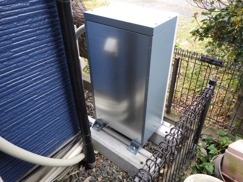設置後の蓄電池