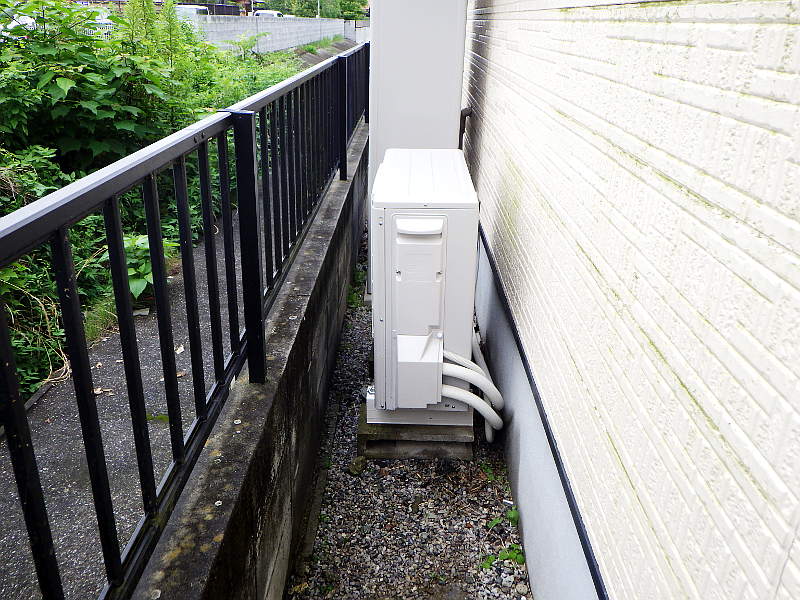 交換後のヒートポンプユニット