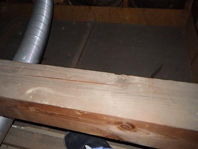 施工前の小屋裏木部
