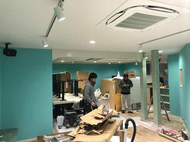 照明等取付け