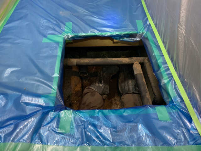 床下点検口周辺の養生