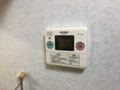 交換前の浴室側リモコン