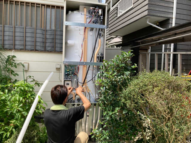 エコキュートの電気配線接続