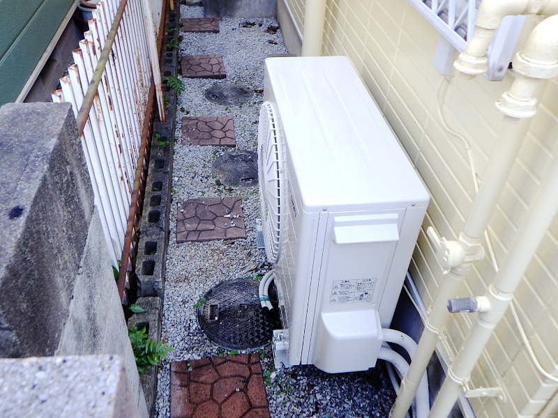 交換後のヒートポンプユニット