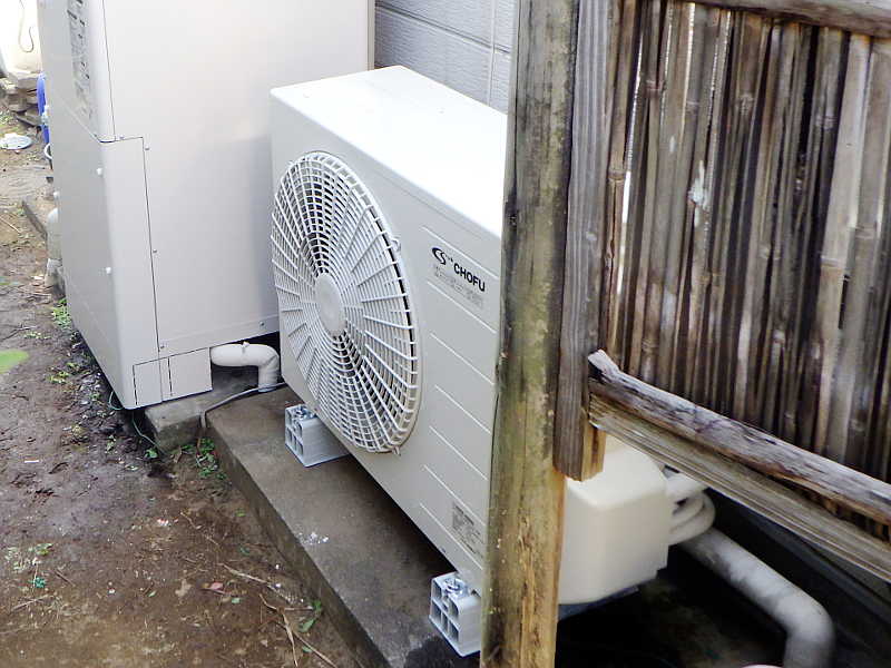 交換後のヒートポンプユニット