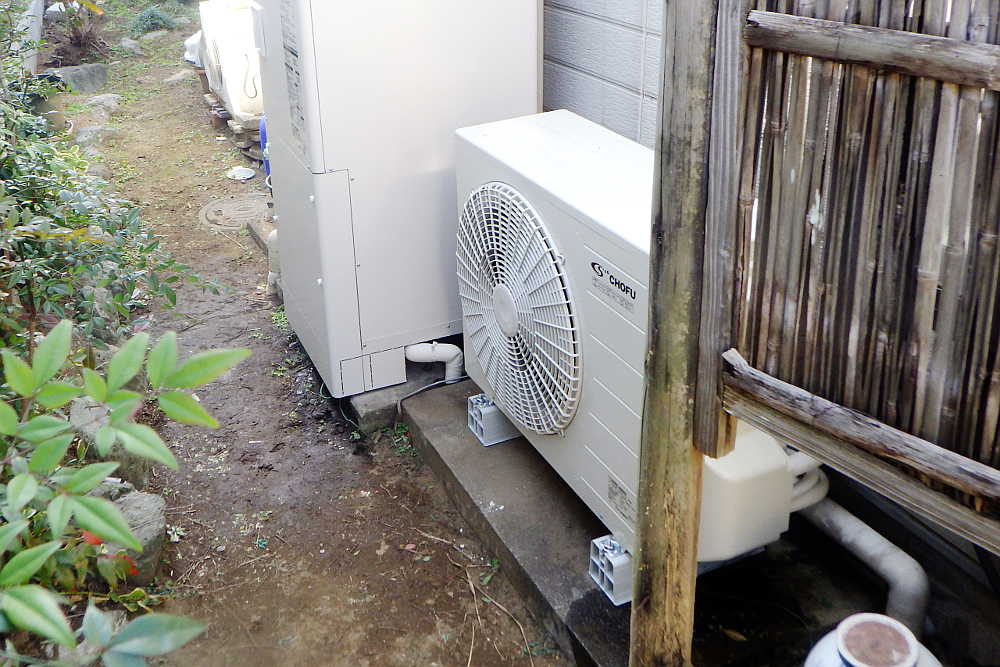 交換後のヒートポンプユニット
