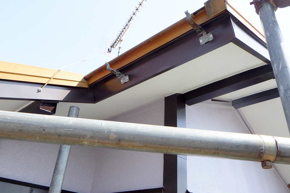 施工後の板金
