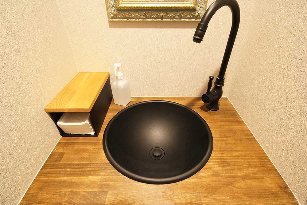 トイレ横手洗い