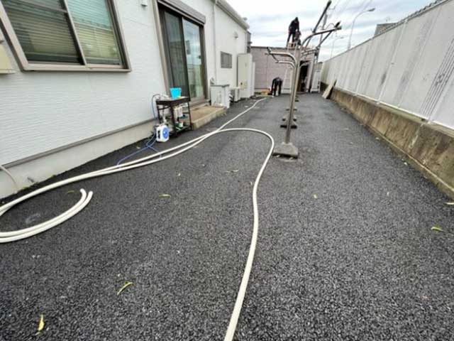 ケーブルの敷設