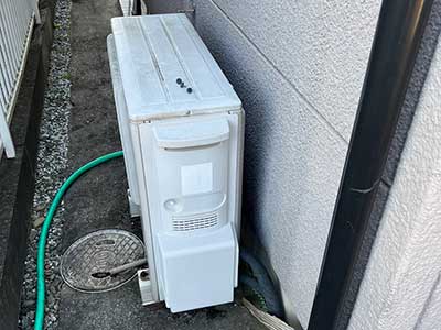 交換前のヒートポンプユニット
