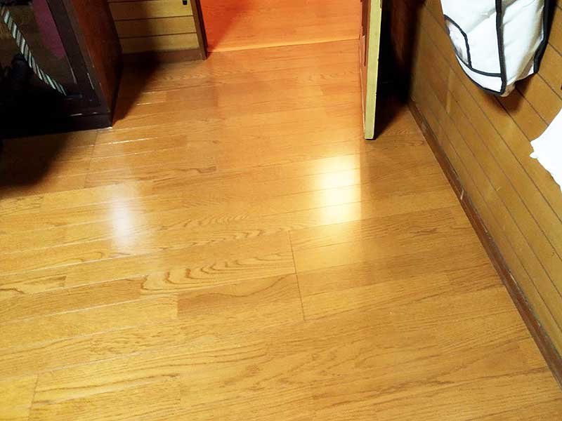 施工後のリビング床