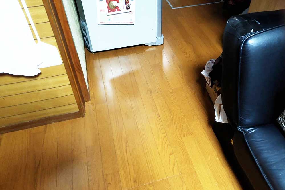 施工後のリビング床