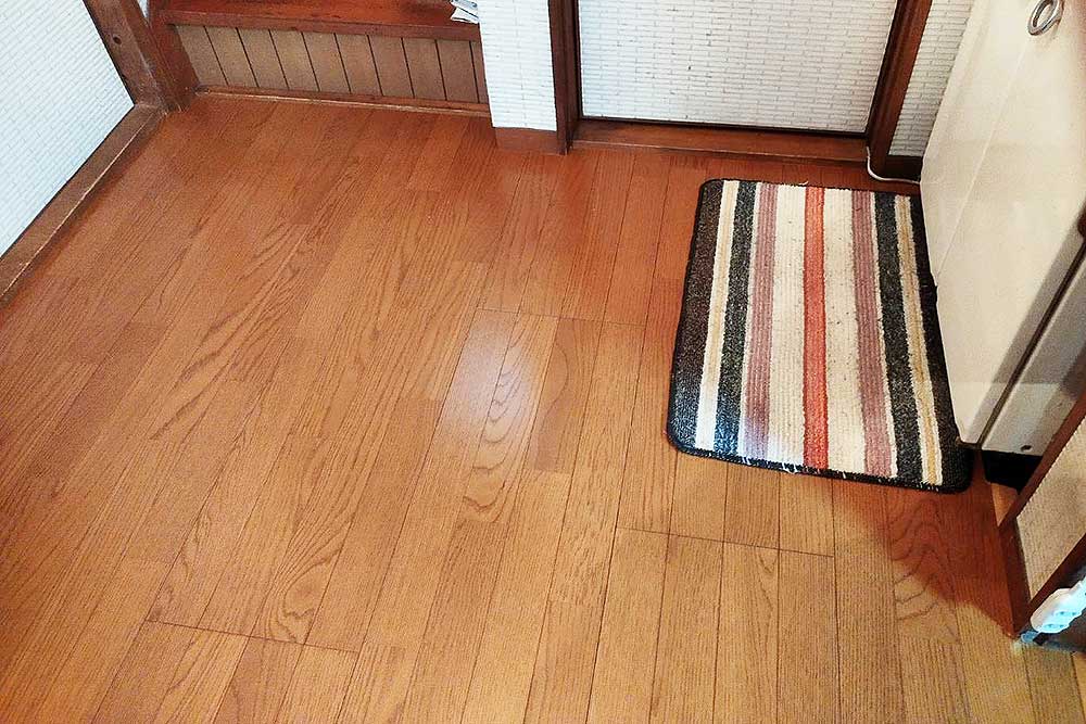 施工後の玄関ホール床