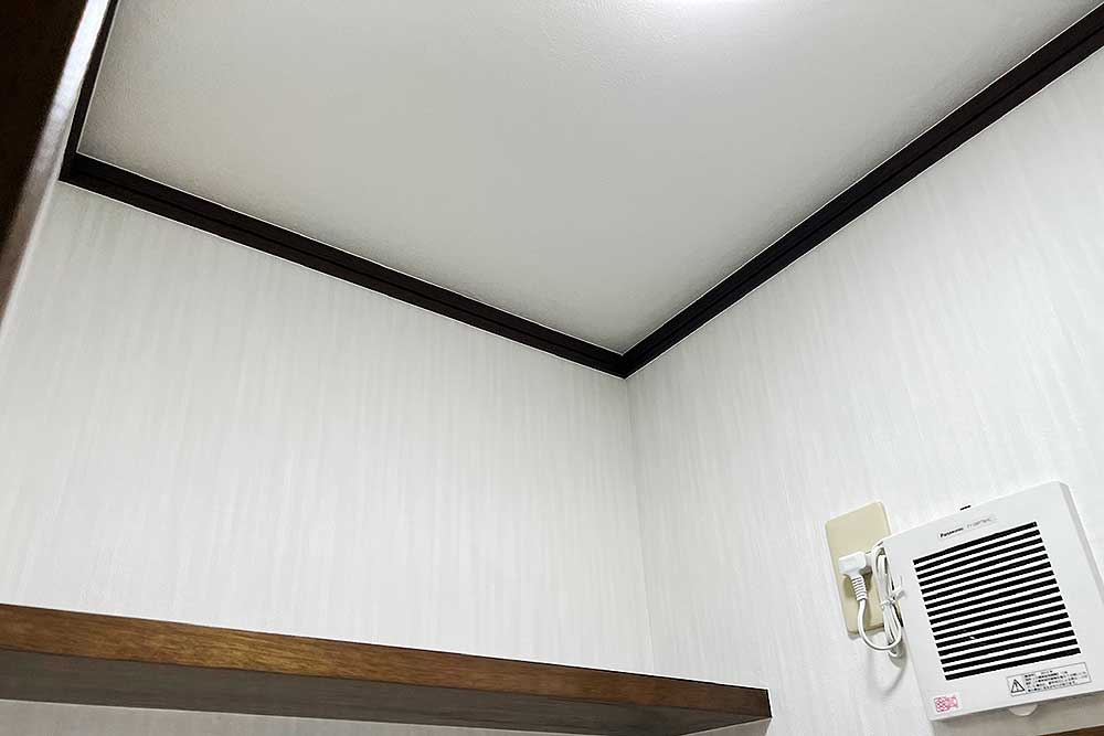 施工後のトイレ壁