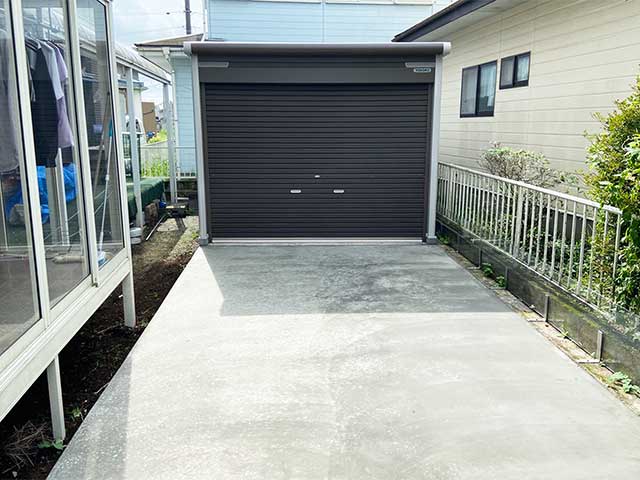ガレージシャッター部分の組立