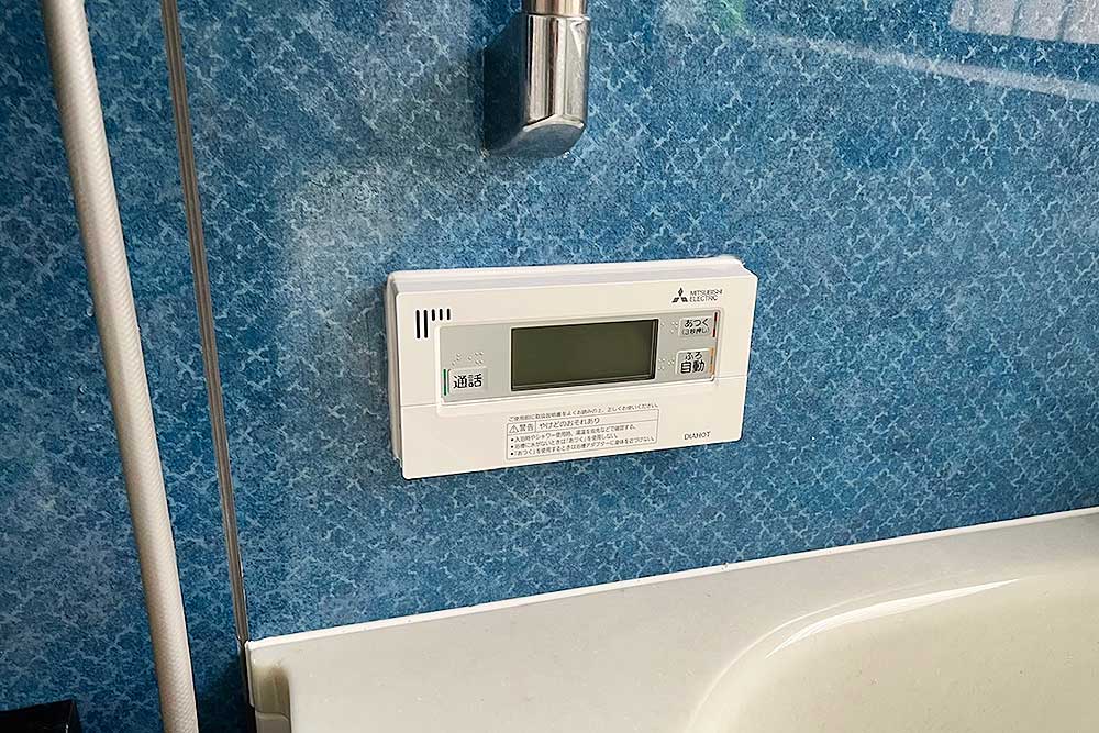 設置後の浴室側のリモコン