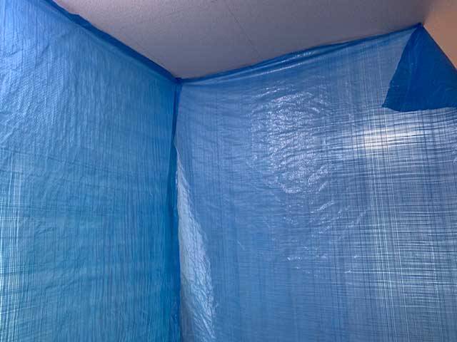 開口位置周辺の養生