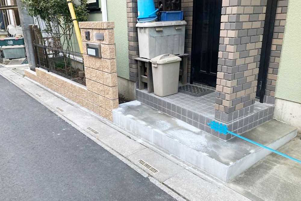 施工後の玄関部分