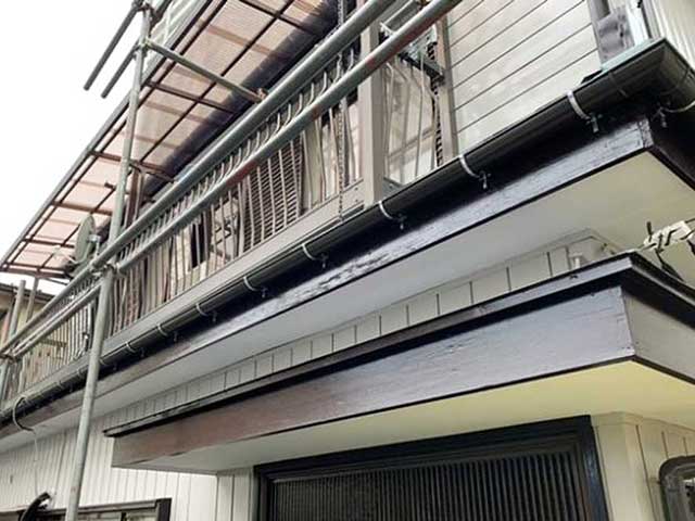 雨樋取付完了