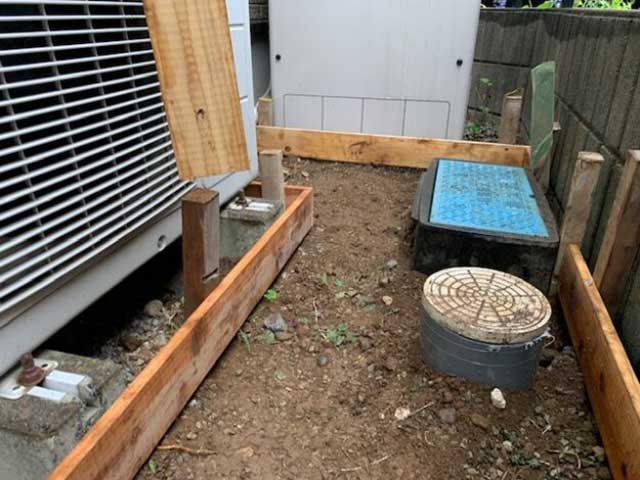 木枠の設置