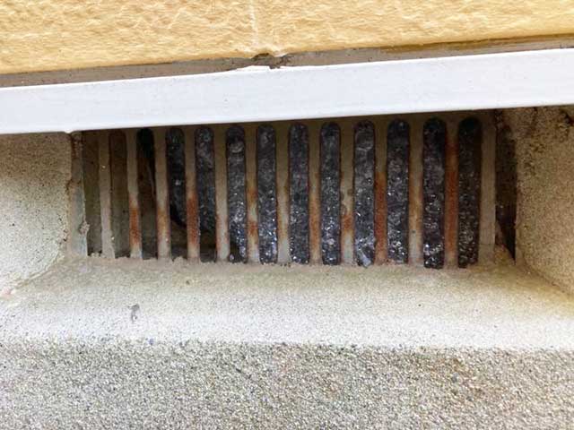 風窓から見える泡