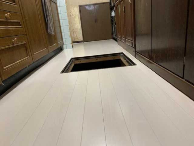 床下点検口の根太材