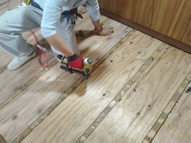 下地張り込み