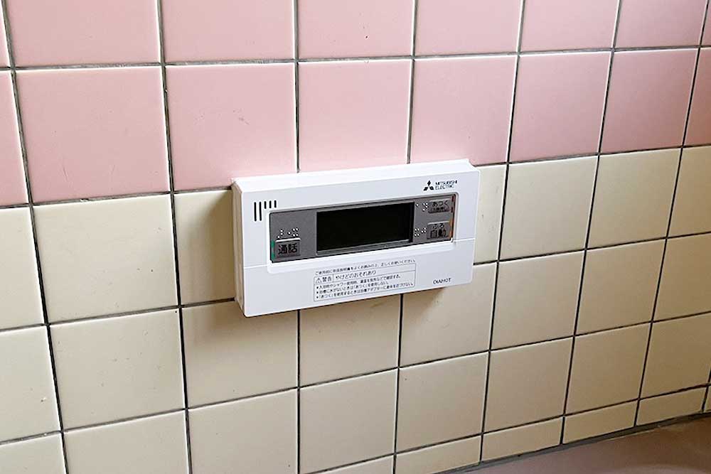 設置後の浴室側のリモコン
