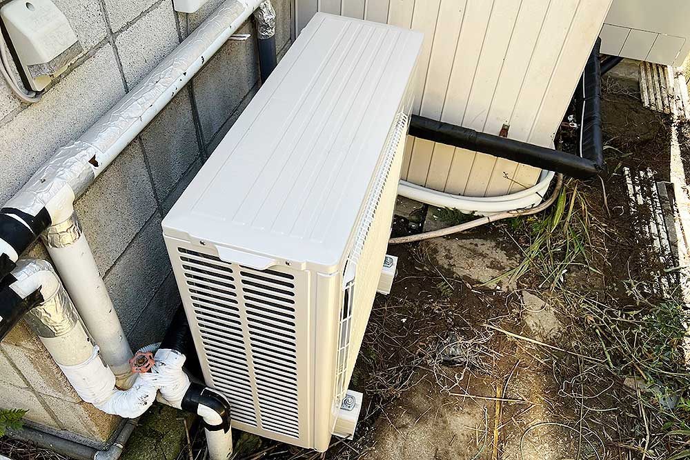 設置後のヒートポンプユニット