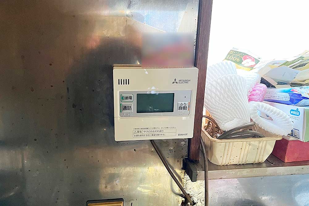 設置後のキッチン側のリモコン
