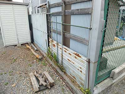 施工前のフェンス
