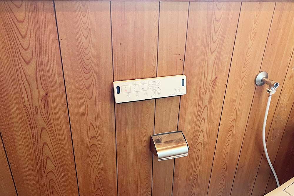 交換後のトイレリモコン