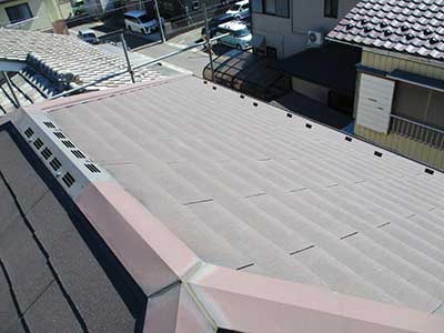 施工前の屋根