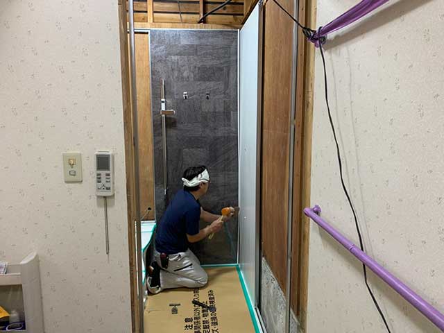 壁の組み立て