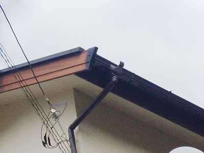 施工前の雨樋集水器
