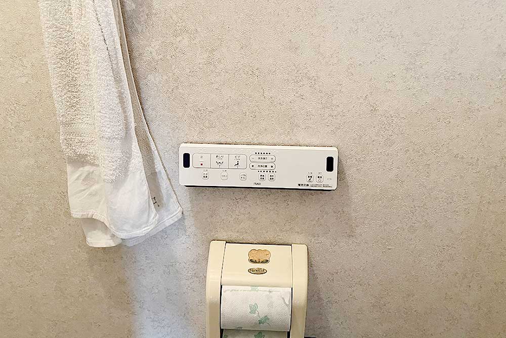 交換後のトイレリモコン