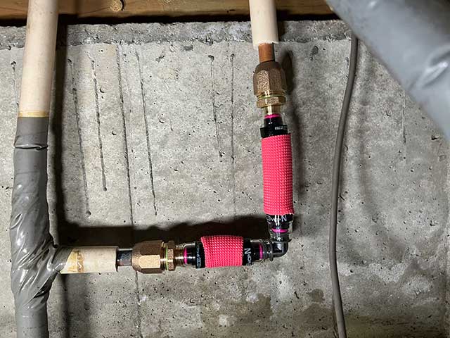 新しい配管の接続