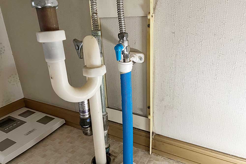 交換後の洗面給水管配管