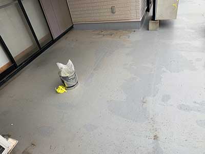 施工前のベランダ