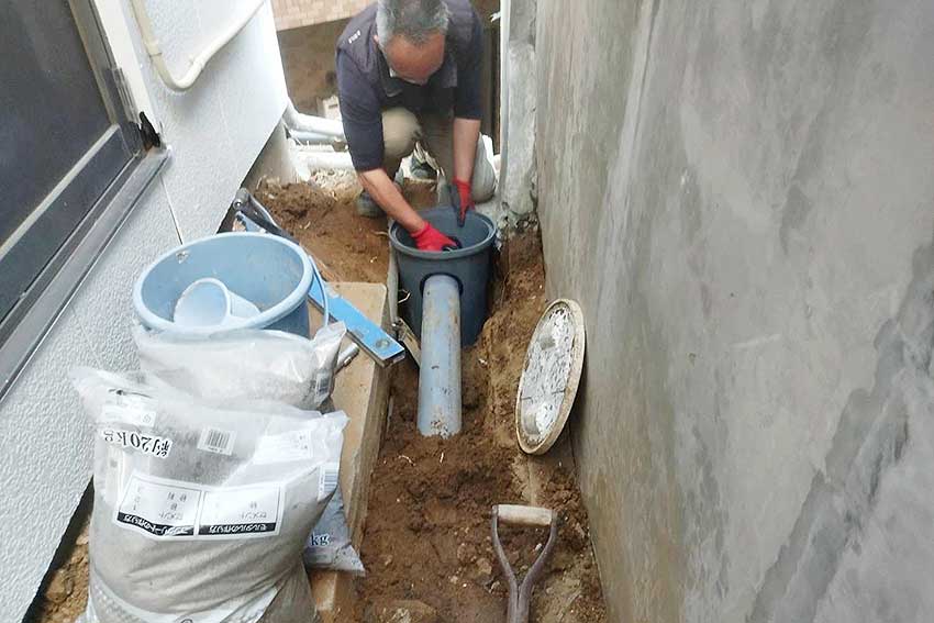 新しい排水枡の取り付け